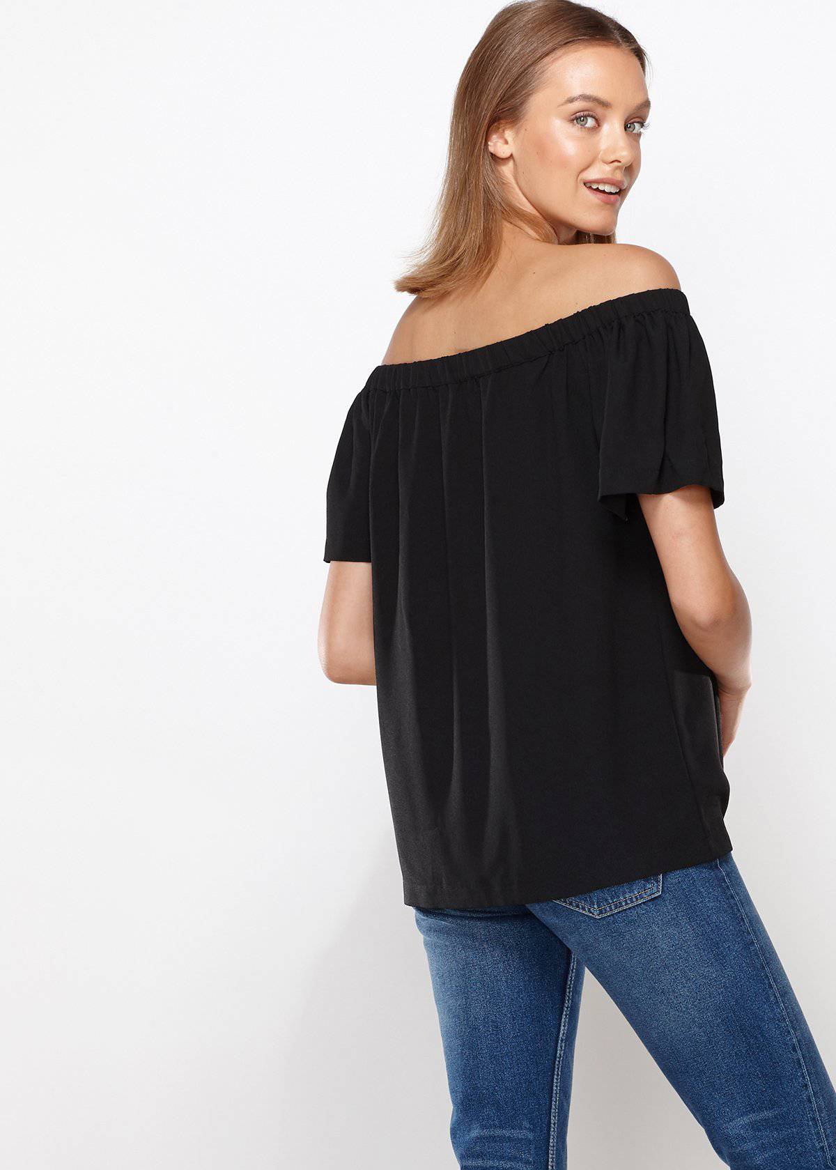 Women's Off Shoulder Top In Black