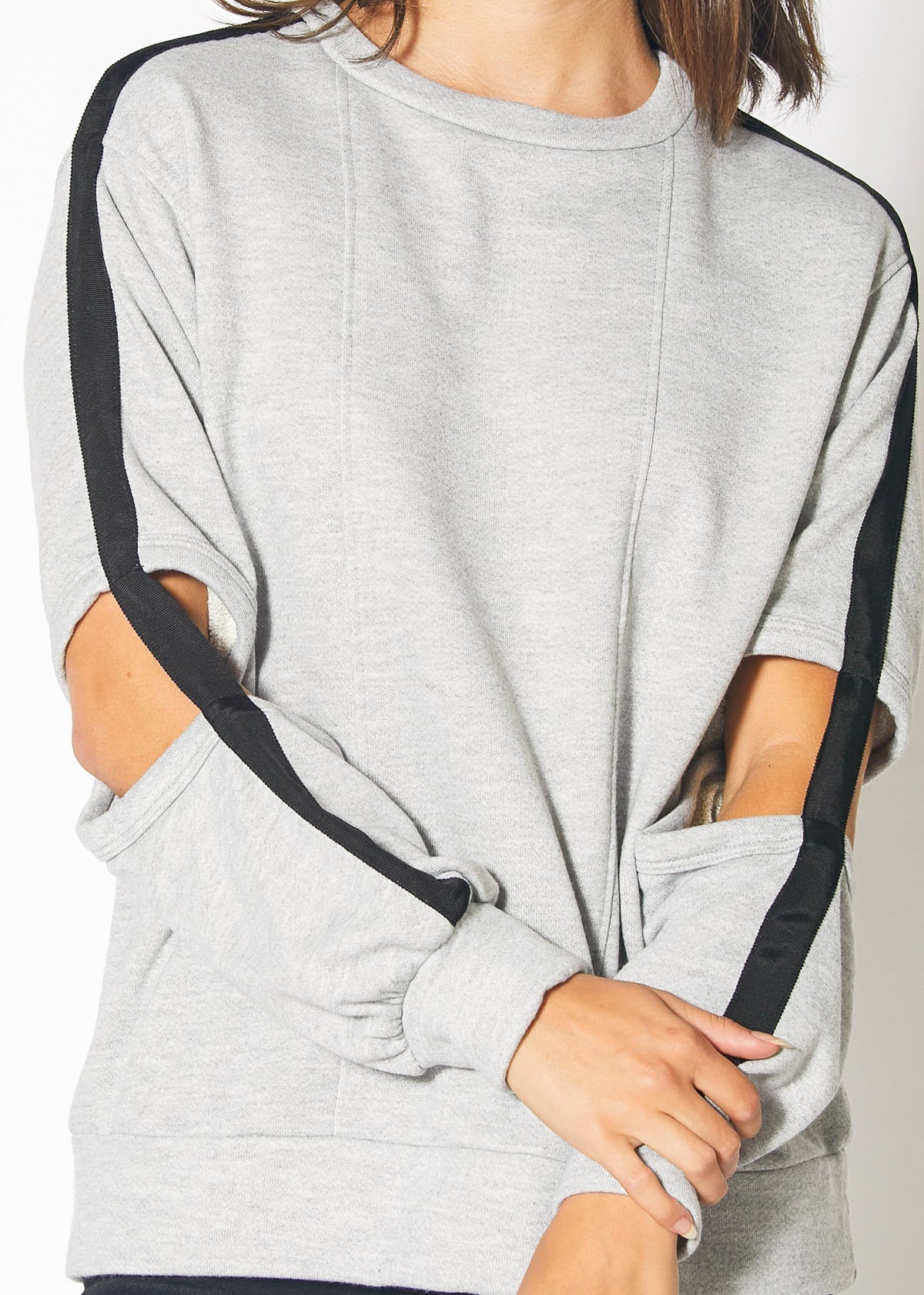 Cold Elbow Sweatshirt in Heather Grey