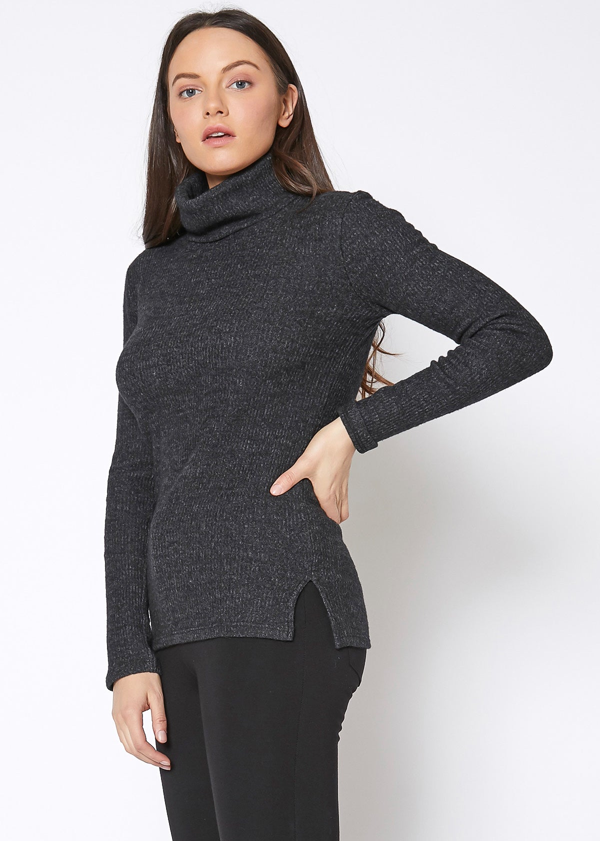 Women's Soft Turtle Neck Ribbed Knit Sweater Top