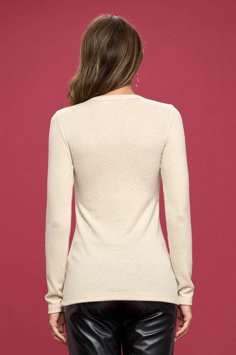 Brushed Knit Round Neck Long Sleeve Top