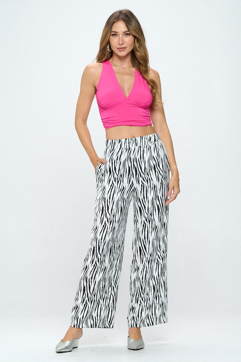 Solid V neck Sleeveless Crop Top